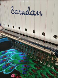 Kompaktní vyšívací stroj BARUDAN - cenová nabídka na vyžádání - 1